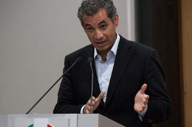 Uno de los propósitos es revisar puntualmente los perfiles de las mujeres y hombres que quieran ser candidatos a cargos de elección popular en 2017. Foto Cuartoscuro