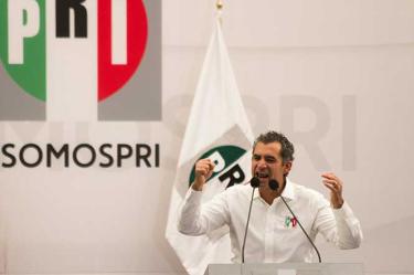 El dirigente tricolor destacó que el programa tiene como fin encontrar ‘nuevas soluciones para los viejos y nuevos problemas del país’; partido comprometido contra la corrupción