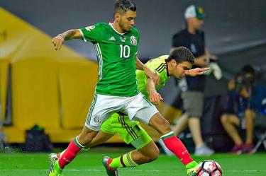 Golazo de ‘Tecatito’, el mejor de la Concacaf (Mexsport)