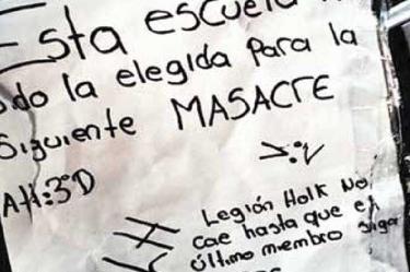 La Procuraduría capitalina investiga la amenaza escrita en una cartulina y que se adjudica un grupo llamado Legión Holk.