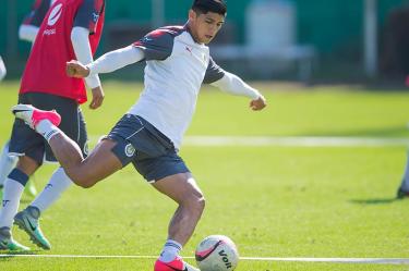Pulido se encuentra en la fase final de su recuperación para poder encarar partidos oficiales con las Chivas. Esta semana se reintegró a los entrenamientos en Verde Valle (Mexsport)