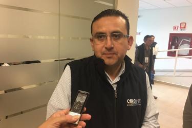 El diputado Ciro Hernández Arteaga aseguró que llevará el caso ante la Fiscalía Especializada de Combate a la Corrupción. Foto: Héctor González Antonio/ Corresponsal