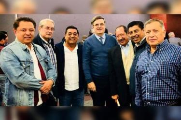 Luego de tres años de haber salido de país, el exjefe de gobierno de la Ciudad de México Marcelo Ebrard regresó y reapareció públicamente con militantes de Morena.