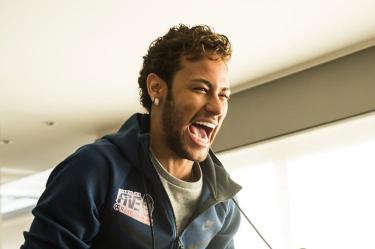 Neymar ya tiene una fecha aproximada para regresar a París tras su lesión (Reuters)