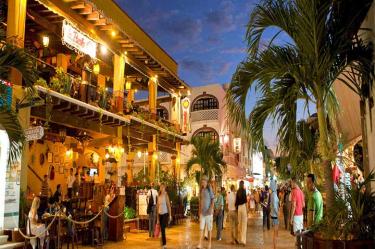 Playa del Carmen destino preferido de turistas extranjeros