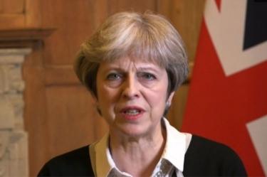 Theresa May autoriza al ejército británico atacar Siria