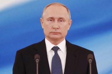 Putin es un hombre malvado, advierte John McCain