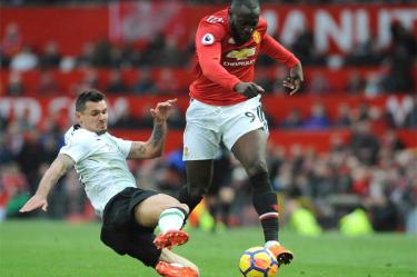 Romelu Lukaku fue campeón con el Manchester United en la Liga Premier (AP)