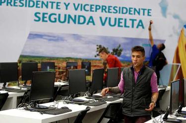Colombia enfrenta elección presidencial que definirá futuro del acuerdo de paz