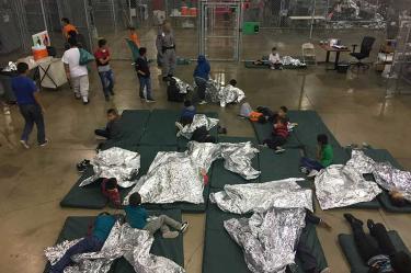 Volaris ofrece vuelos gratuitos para reunir familias separadas por Trump