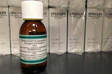 Aprueban en EU droga con mariguana para casos de epilepsia