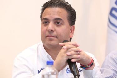 Un total de 32 panistas afines al expresidente Felipe Calderón pidieron la inmediata renuncia del dirigente del PAN, Damián Zepeda – Foto: Twitter @damianzepeda
