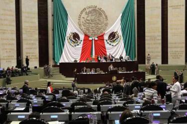 Diputados y senadores ganan cargo, pero regresan a cobrar dieta