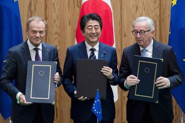 Japón y la UE firman acuerdo comercial para eliminar aranceles 