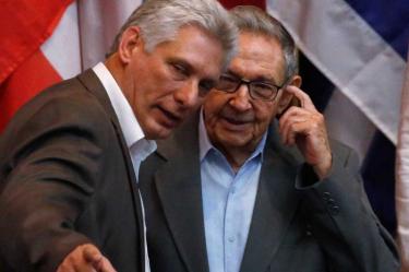 Presidente de Cuba mantiene a mayoría de ministros de Castro