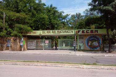 Detienen a director de normal por muerte de alumno en novatada