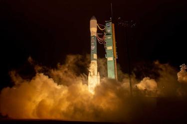 Lanza NASA nuevo satélite para medir deshielo de polos