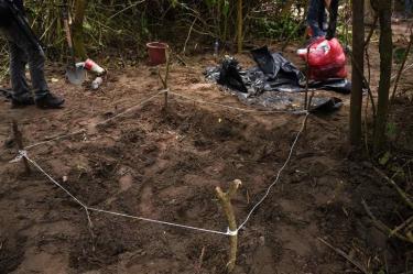 Adquiere Veracruz contenedores frigoríficos para almacenar restos de fosas