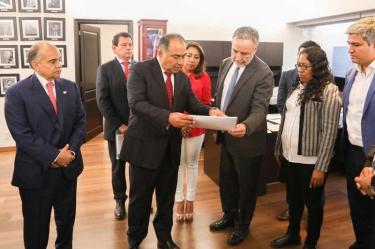 Gestiona Héctor Astudillo propuesta de obras para Guerrero
