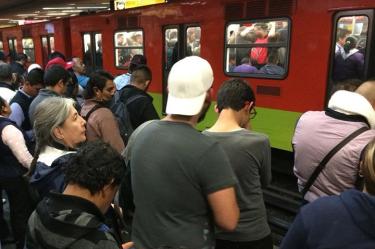 El Sistema de Transporte Colectivo Metro resaltó que no se tiene contemplado el cierre de estaciones – Foto: Cuartoscuro