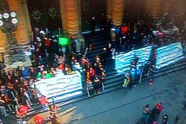 Noticias de Hoy, No la criminalizacion de las organizaciones sociales, No criminalizacion de organizaciones sociales, Criminalizacion organizaciones sociales, Movimientos, Manifestaciones, manifestantes, Cierres, Vialidad, Bloqueo, No acceso, Congreso de la Ciudad de Mexico, Proyecto de presupuesto, AMLO, Organizaciones sociales, Criminalizacion, Pancartas, logo, exigencias, dialogo, Morena, PRD