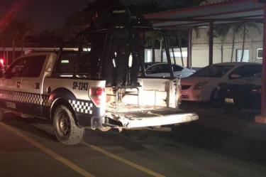 Secuestran a maestra, la sacaron de su casa y en presencia de sus hijos
