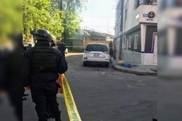 Asalta restaurante en Naucalpan, mata a uno y se suicida