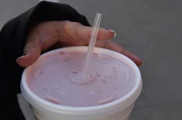 Toluca también prohíbe uso de popotes, bolsas y vasos de plástico