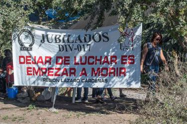 Fiscalía cita a dirigentes de la CNTE en Michoacán; amenazan con escalar protestas