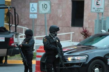 Policías de Nuevo León con instrucción de usar fuerza letal