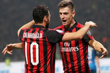 Piatek está a un tanto de alcanzar a Cristiano Ronaldo en la clasificación de goleo en la Liga de Italia (Fotos: EFE y AP)