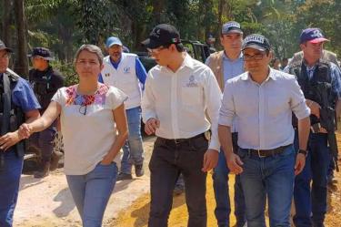 Hallan un cuerpo en fosas clandestinas de Sayula, Veracruz
