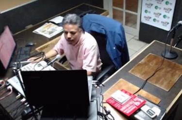 En el mismo programa, Santiago Barroso leyó la nota del periódico Excélsior donde anuncia el hallazgo del primer ejemplar de vaquita marina que es encontrado sin vida en 2019.