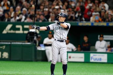 Suzuki (45 años y 149 días) será el segundo más veterano en una inauguración después de Julio Franco (45 años y 227 días). (AP)