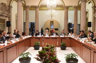 El Sistema Nacional de Protección Integral alertó que el matrimonio infantil de menores expone a niñas y adolescentes a hechos de violencia. – Especial