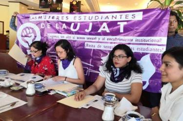 Universitarias de Tabasco denuncian acoso; 'son malos entendidos', dice rector