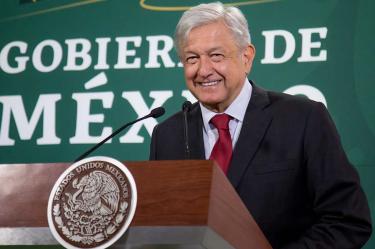 López Obrador se reúne con titular de la CNDH