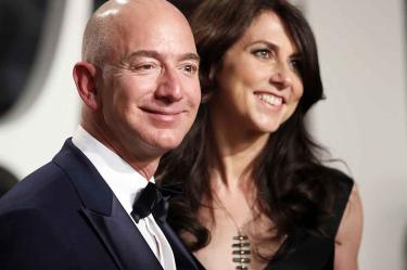 MacKenzie obtiene 4% de Amazon tras divorcio con Bezos 
