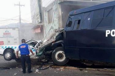 Hasta el momento reportan 11 personas lesionadas. Foto: Especial