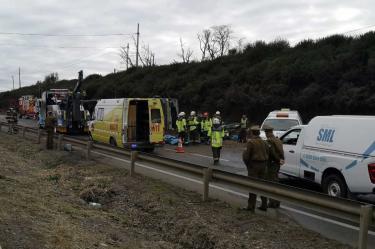 Autobús de pasajeros vuelca en Chile; al menos 6 muertos