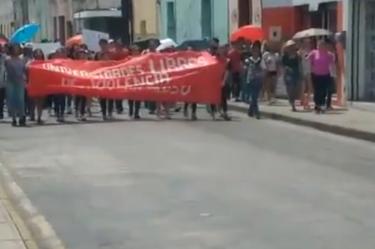 Estudiantes de la UADY exigen castigo para ‘profe’ que violó a alumna