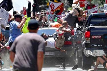 Dan cadena perpetua a neonazi por atropello en Charlottesville, EU