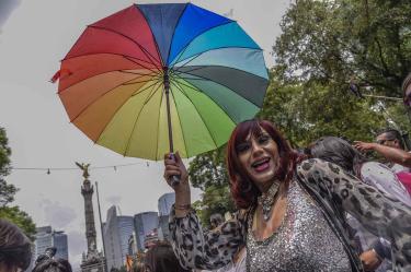 La PGJ refrendó su compromiso de combatir los delitos cometidos en perjuicio de las personas integrantes de la comunidad LGBTTTI. Foto: Cuartoscuro/Archivo