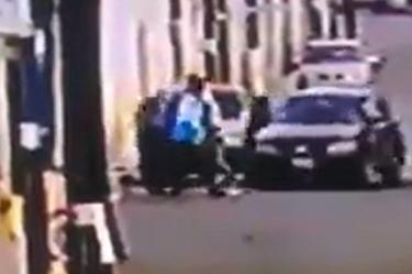En riña, usan auto para atropellar a rivales