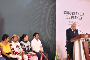 López Obrador ofrece su conferencia mañanera en Durango