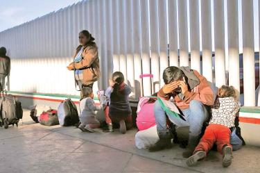 La ciudad con más migrantes es Tijuana (imagen), la segunda con mayor comunidad extranjera en espera de asilo es Ciudad Juárez, con seis mil personas, y en tercero Reynosa, con poco me-nos de cuatro mil. Foto: AP/Archivo