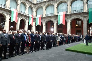 Gobernadores respaldan políticas de López Obrador