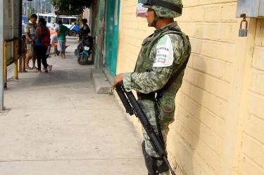Tras ataque a militares, suspenden clases en 7 escuelas de Puebla