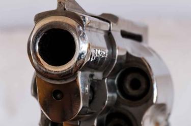 Policías de Investigación presuntamente participan en la venta ilegal de armas. Foto: Pixabay/Archivo
