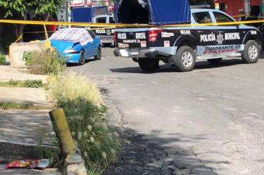 El hombre que iba manejando el coche falleció de forma inmediata, en tanto los tres acompañantes resultaron lesionados. Foto: Especial